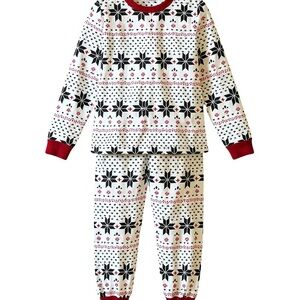 Cozy matching Pajamas with Festive Pattern